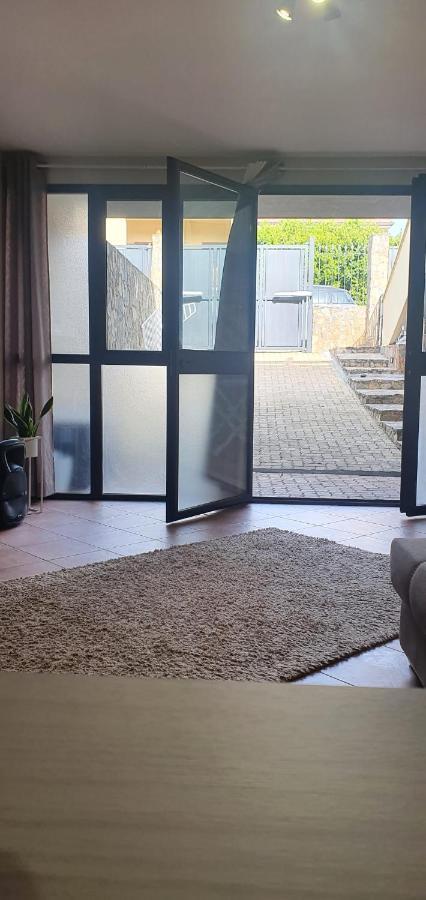 Casa Vacanza A 11 Km Dall'Aeroporto Di Palermo Carini Exterior foto